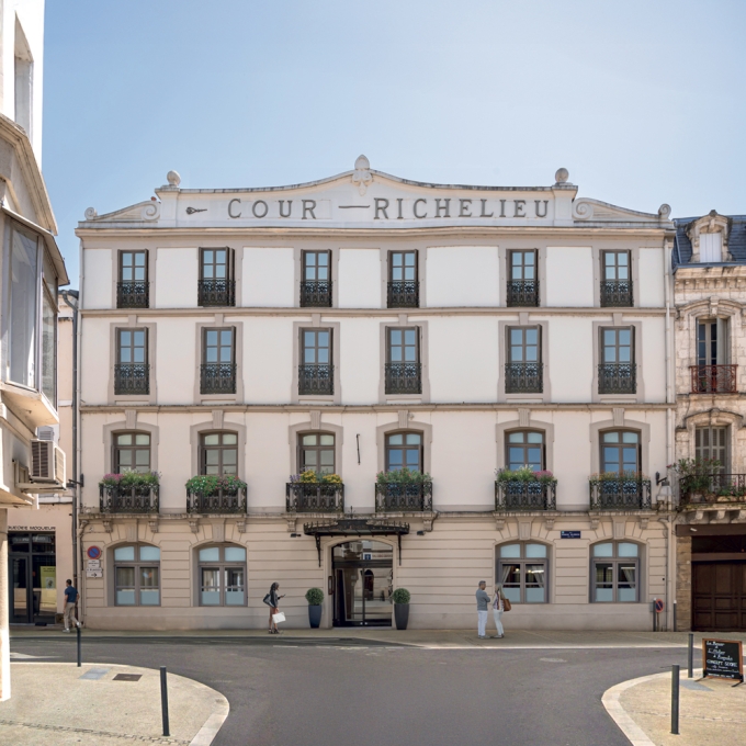 1052 Cour Richelieu 3D rue web 1052 Cour Richelieu 3D rue web